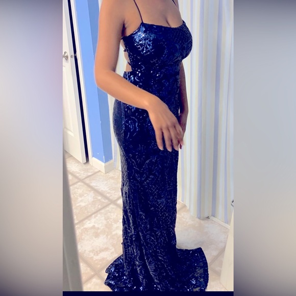 Windsor Evening Gown - Picture 3 of 7